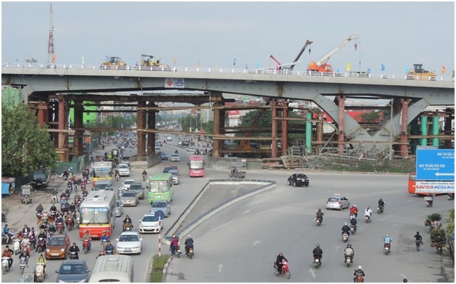 Cầu vượt kết cấu thép lớn nhất Hà Nội trước ngày thông xe