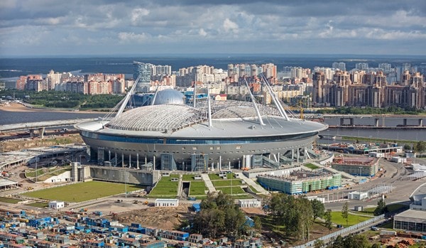 Sân vận động Saint Petersburg
